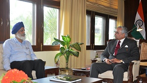 The Governor of Arunachal Pradesh Lt. Gen (Retd) Nirbhay Sharma with the General Manager, North East Frontier Railway, Shri Ranjit Singh Virdi at Raj Bhawan, Itanagar on 18th July 2014.